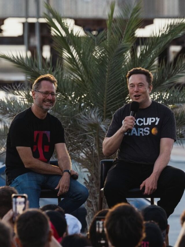 Elon Musk and T-Mobile CEO made the big announcement.